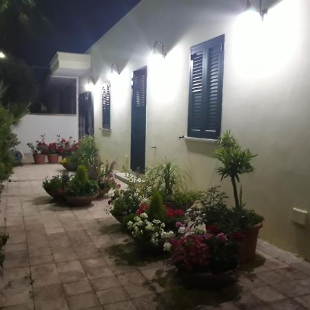 Monolocale Da Anna Apartment Porto Cesareo Luaran gambar