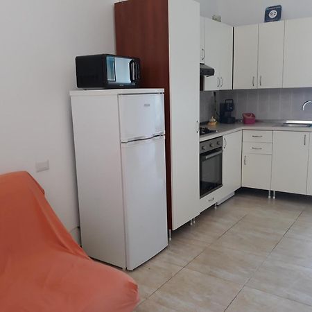 Monolocale Da Anna Apartment Porto Cesareo Bilik gambar